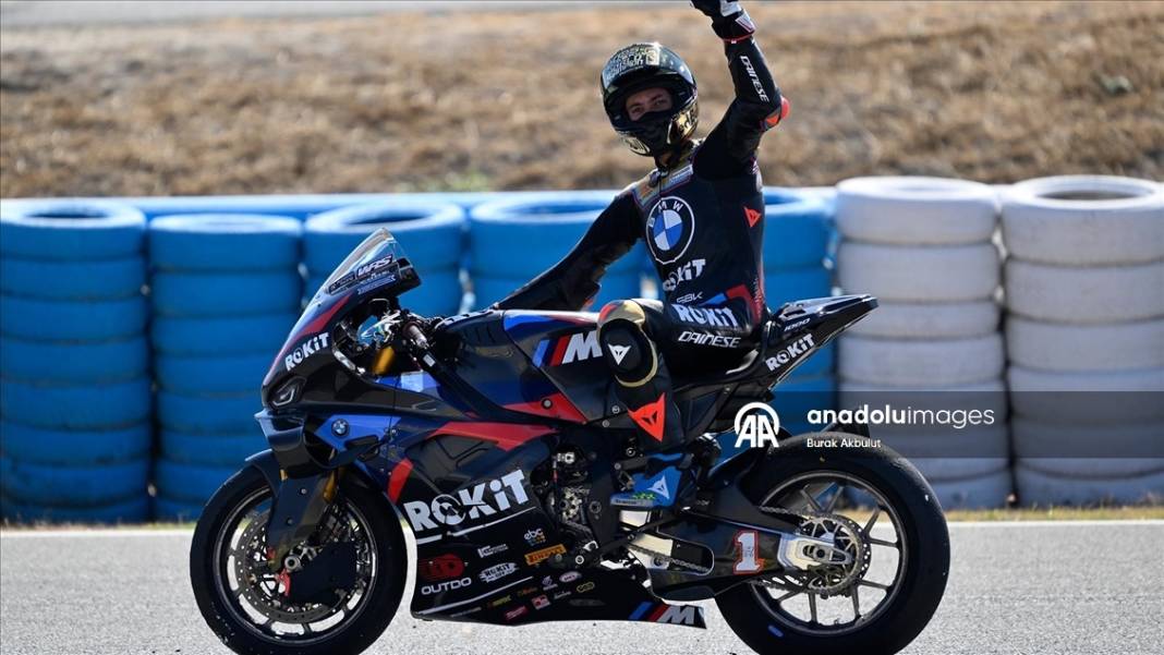 Toprak Razgatlıoğlu tarih yazdı! Üçüncü kez Dünya Superbike şampiyonu oldu! 1